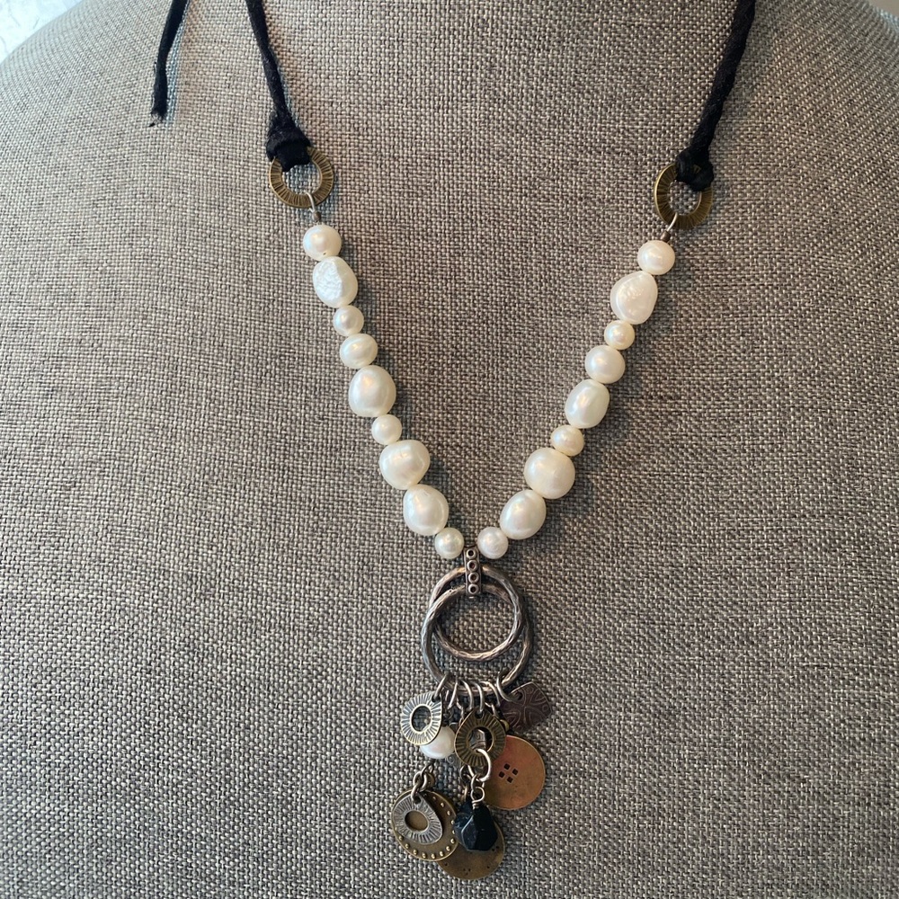 Silpada pearl and leather necklace